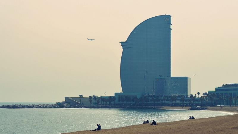 Rambla Cataluna (Rambla Cataluña)