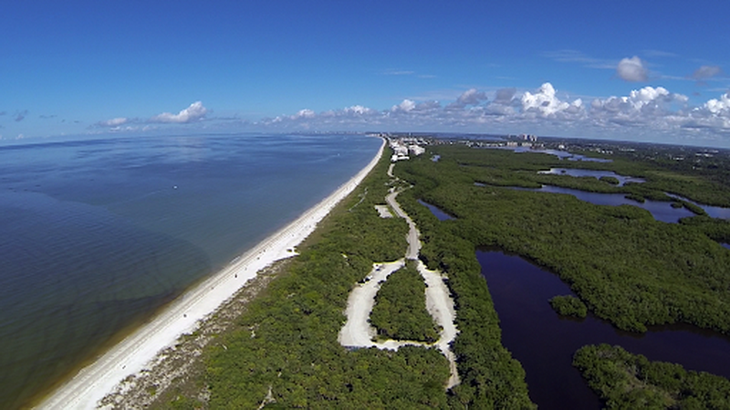 Barefoot Beach (Barefoot Beach State Preserve)