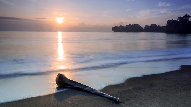 Batu Karas (Pantai Batu Karas)