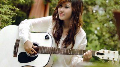 Celebrity Around You