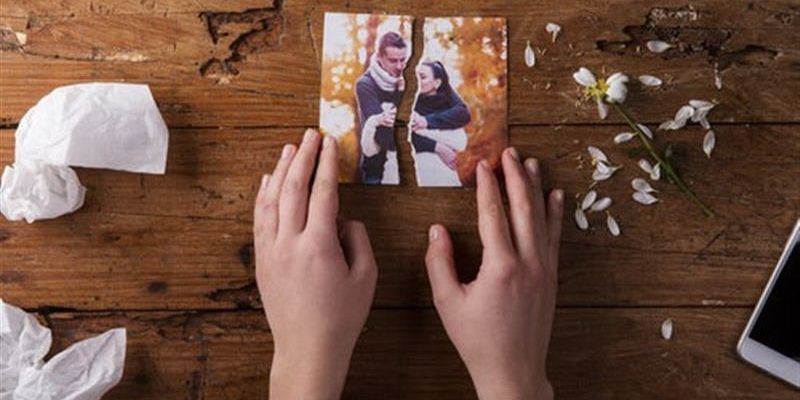 Reasons of Breakup in a Long Relation